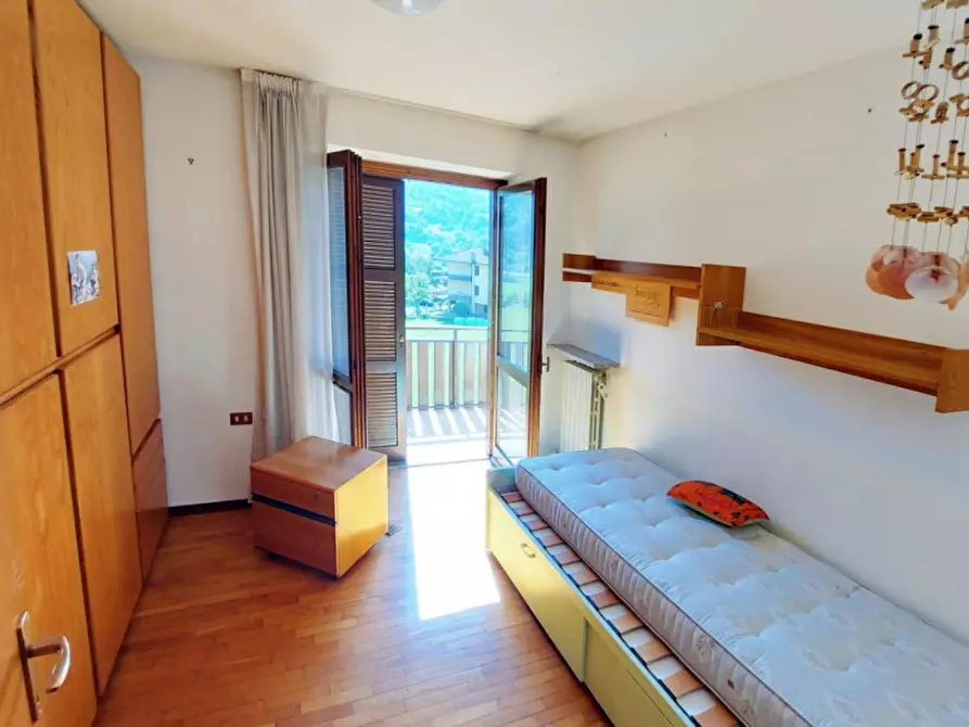 Immagine 14 di Appartamento in vendita  in Via Trieste, N. 56 a Pasturo