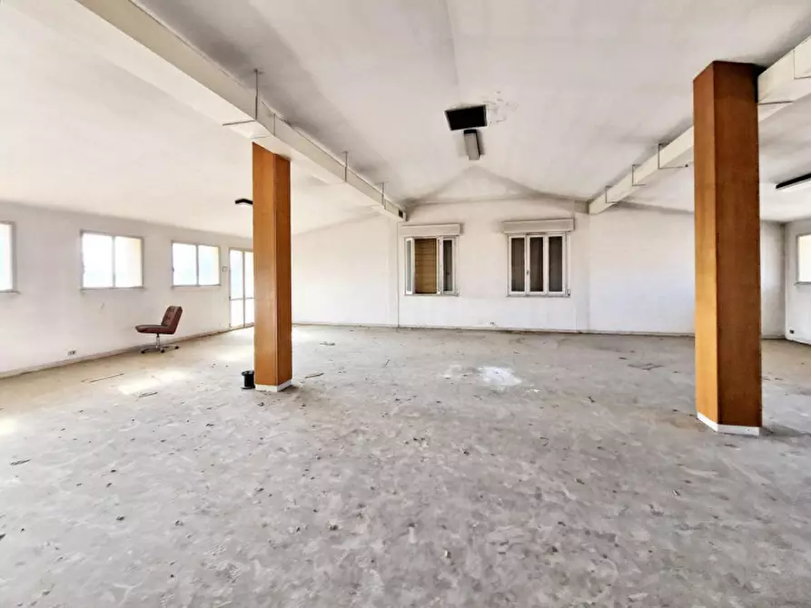 Immagine 23 di Ufficio in vendita  in Via Emilia Interna, N. 29-31-33 a Castel Bolognese