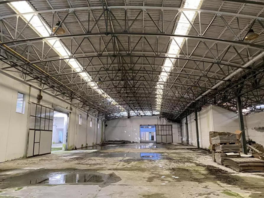Immagine 1 di Capannone industriale in vendita  in via Roma, N. 46B a Casto