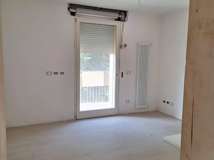 Immagine 7 di Appartamento in vendita  in Viale Cappuccini, N. 25 a Imola