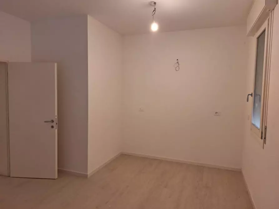 Immagine 13 di Appartamento in vendita  in Viale Cappuccini, N. 25 a Imola