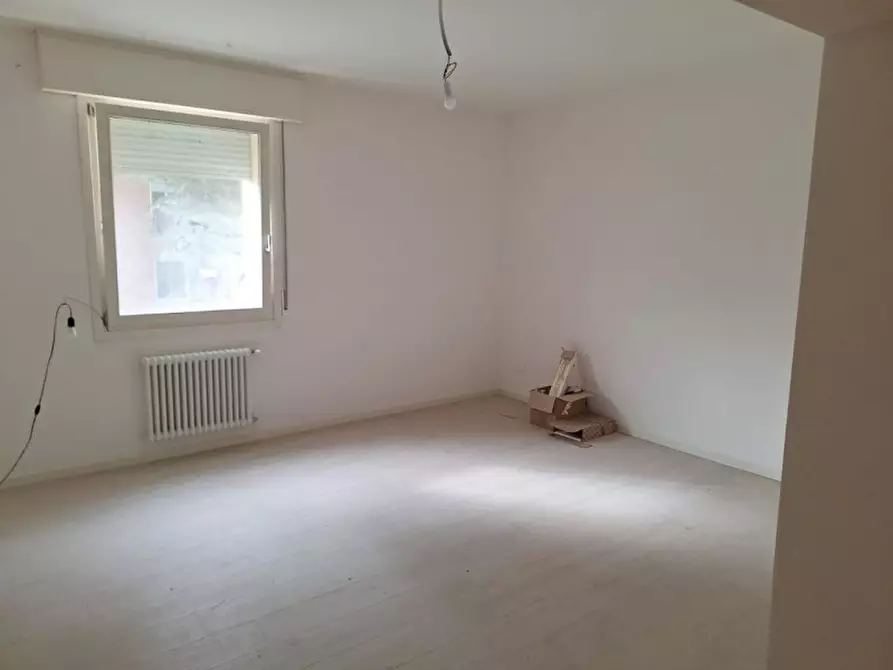 Immagine 15 di Appartamento in vendita  in Viale Cappuccini, N. 25 a Imola