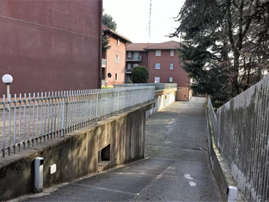 Immagine 4 di Ufficio in vendita  in Via V. Veneto, N. 36/B a Capriate San Gervasio