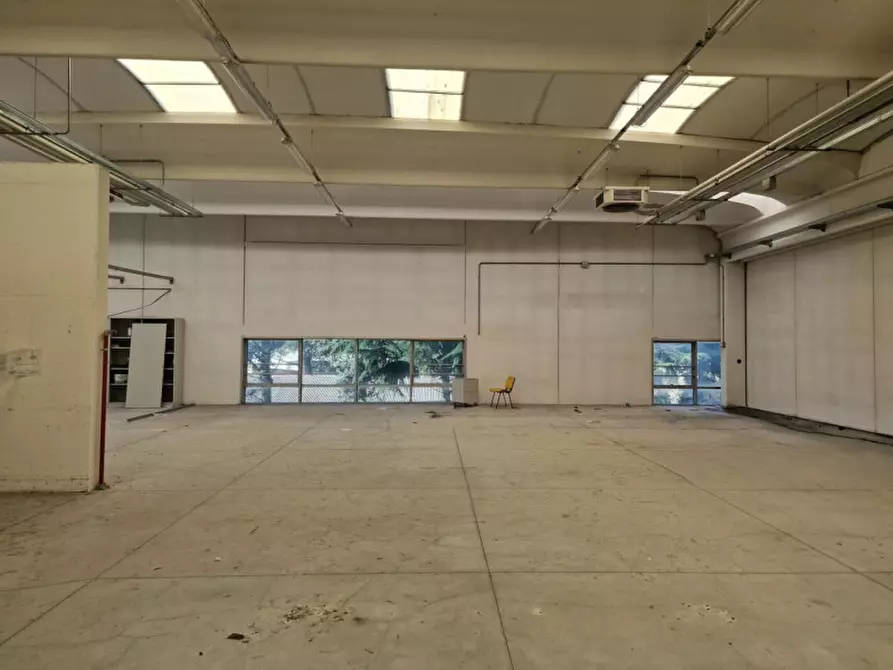 Immagine 9 di Capannone industriale in vendita  in Via Dante Alighieri, N. 9 a Calenzano