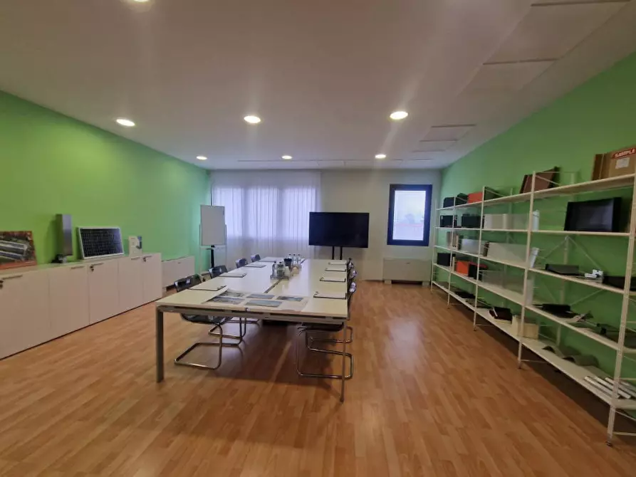 Immagine 10 di Capannone industriale in vendita  in Località Rigutino Ovest, N. 230 a Arezzo