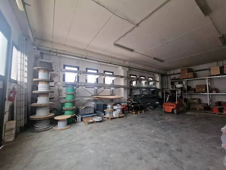 Immagine 12 di Capannone industriale in vendita  in Località Rigutino Ovest, N. 230 a Arezzo