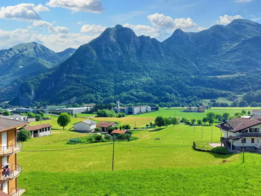 Immagine 9 di Appartamento in vendita  in Via Trieste, N. 56 a Pasturo