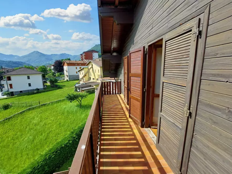 Immagine 10 di Appartamento in vendita  in Via Trieste, N. 56 a Pasturo