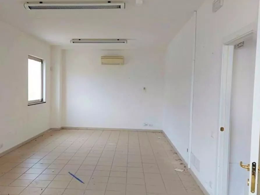 Immagine 5 di Capannone industriale in vendita  in Zona industriale Su Fraigu, N. snc a San Sperate