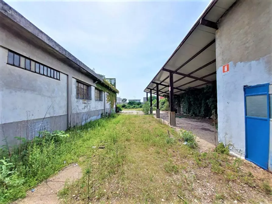 Immagine 15 di Capannone industriale in vendita  in Via Trecate, N. 19 a Romentino