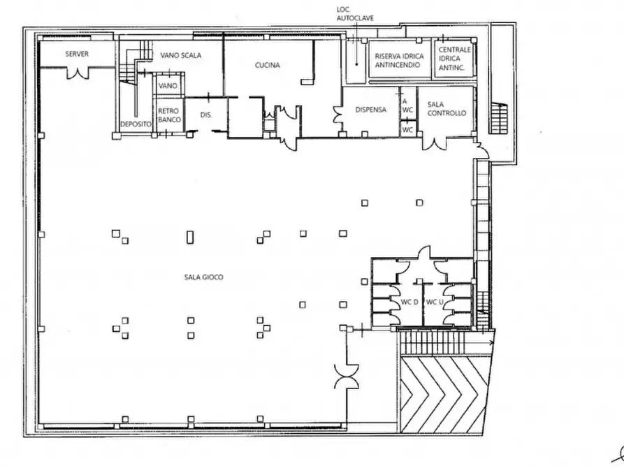 Immagine 28 di Negozio in vendita  in Viale Porta D'Europa, N. 4 a Lecce