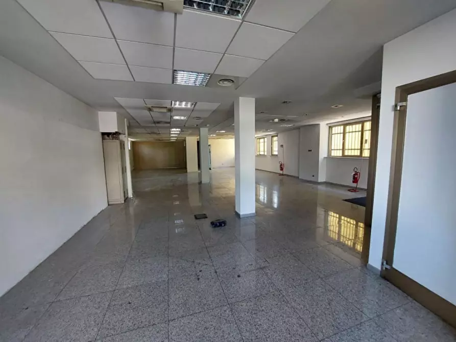 Immagine 7 di Ufficio in vendita  in via Statale Dei Giovi, N. 11/B a Grandate