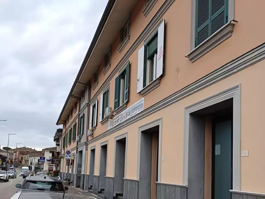 Immagine 1 di Ufficio in vendita  in C.SO UMBERTO I, N. snc a Alvignano