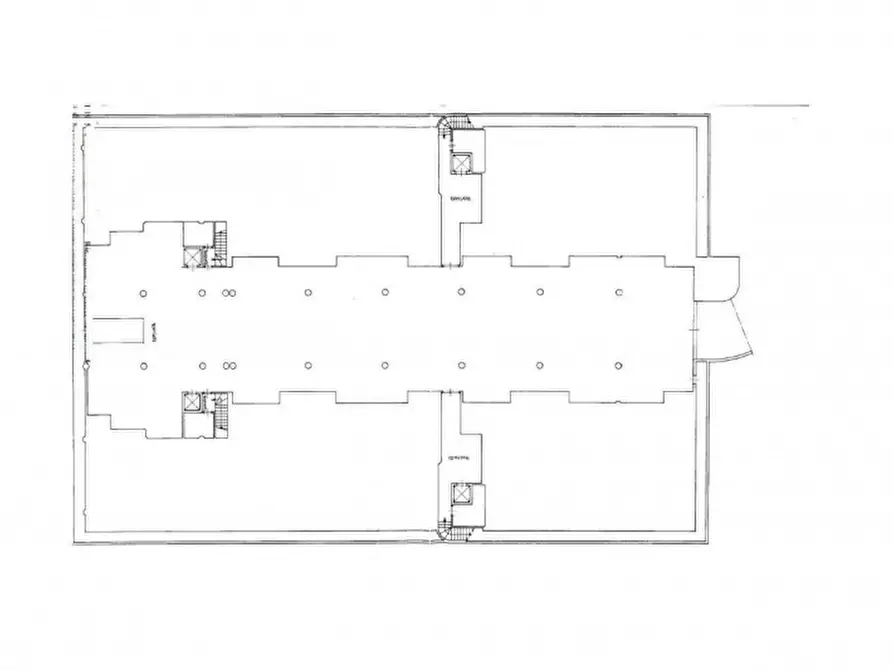 Immagine 21 di Negozio in vendita  in Via Montramito, N. 116 a Viareggio