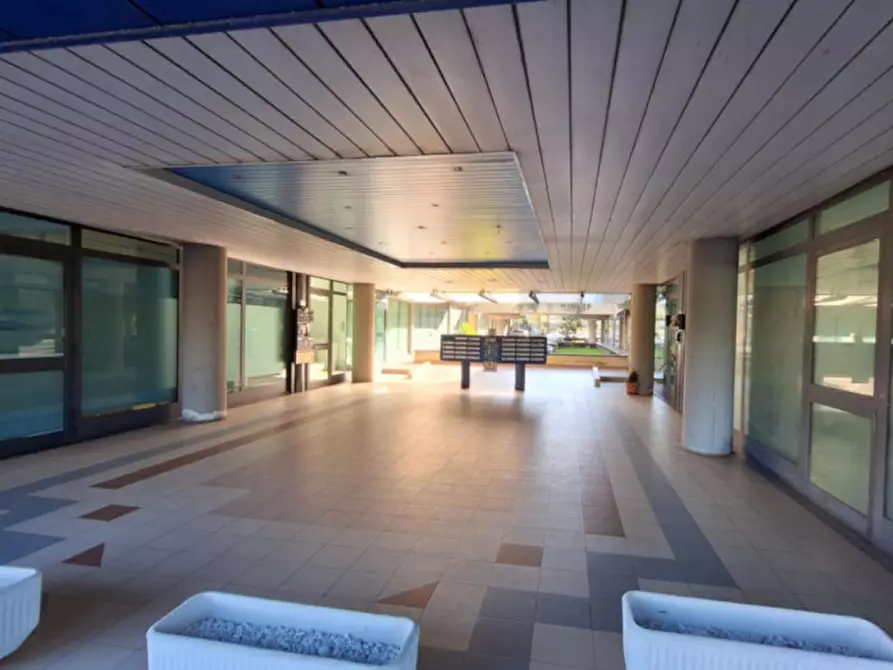 Immagine 24 di Negozio in vendita  in Via Montramito, N. 116 a Viareggio