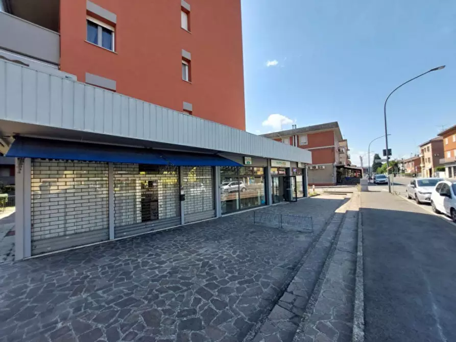 Immagine 10 di Negozio in vendita  in VIA DEL TRIUMVIRATO, N. 89/A a Bologna