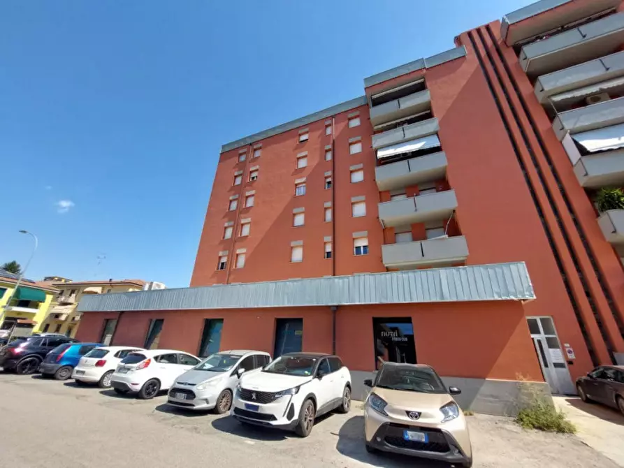 Immagine 11 di Negozio in vendita  in VIA DEL TRIUMVIRATO, N. 89/A a Bologna