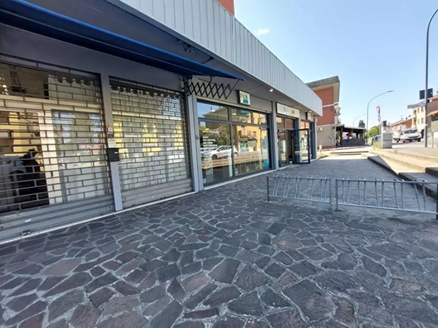 Immagine 12 di Negozio in vendita  in VIA DEL TRIUMVIRATO, N. 89/A a Bologna