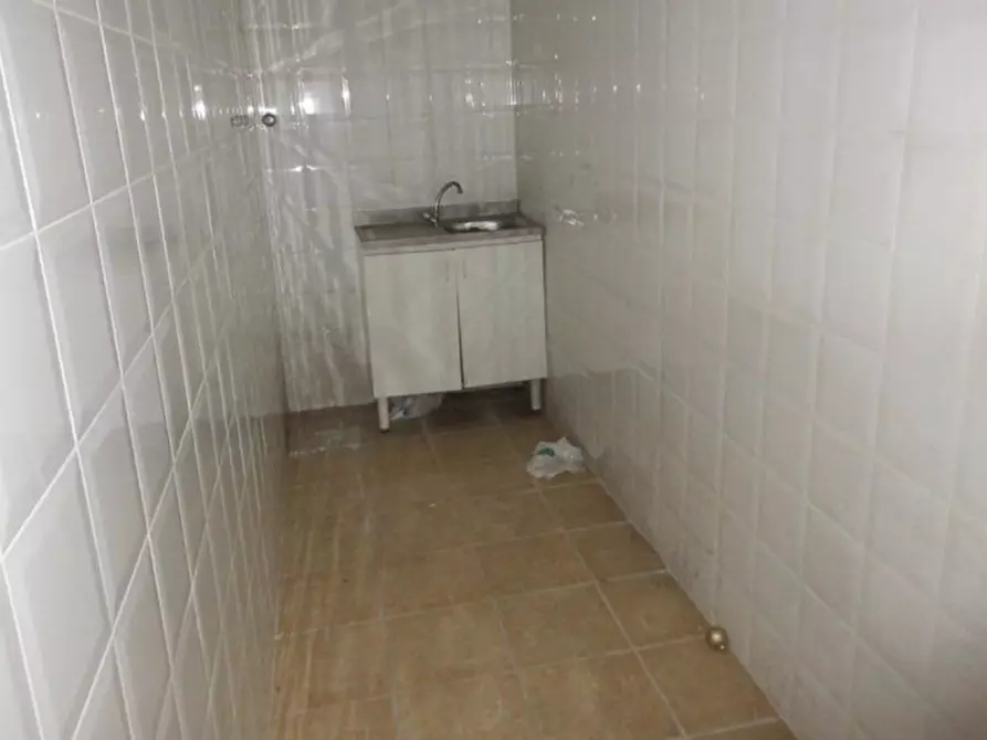 Immagine 10 di Negozio in vendita  in Via dell'Olivo, N. 30-32-34 a Tuscania