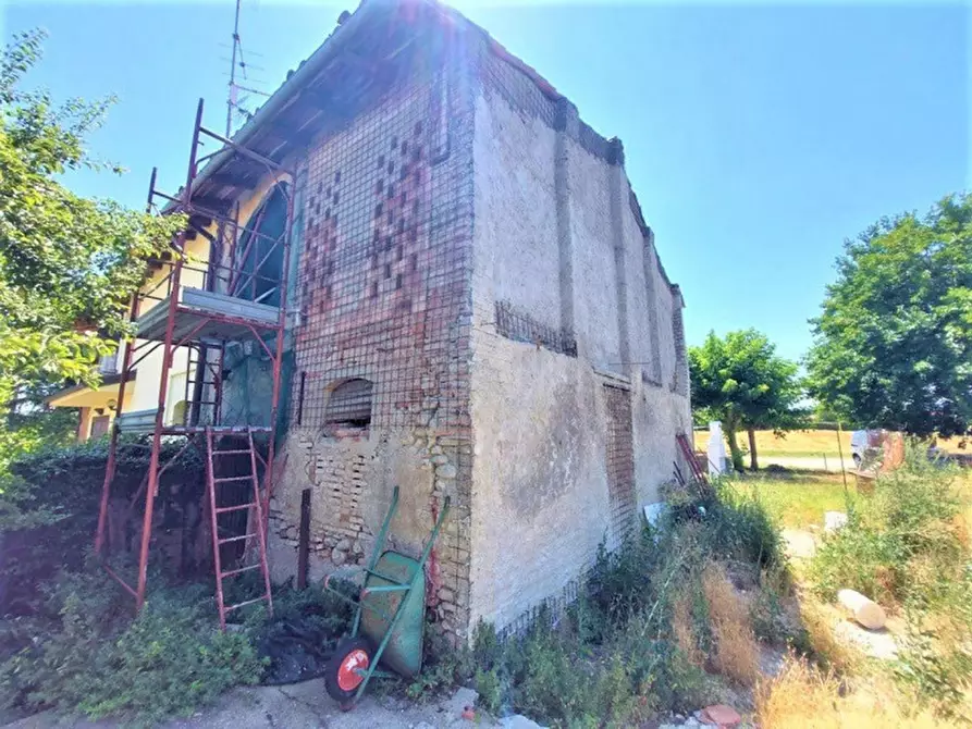 Immagine 2 di Rustico / casale in vendita  in Via San Giovanni, N. 1417 a Castel San Pietro Terme