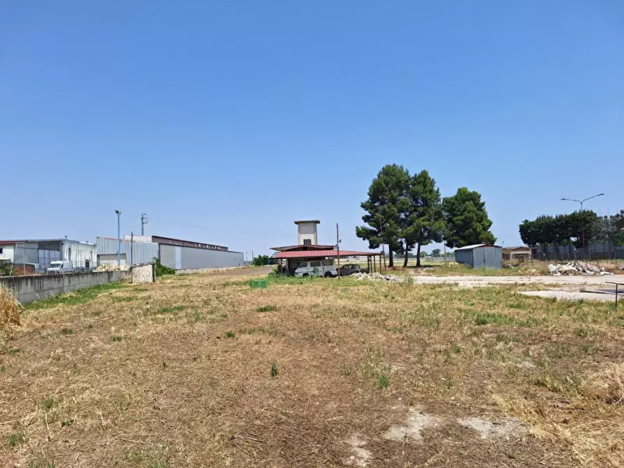 Immagine 1 di Terreno in vendita  in Strada Statale 16 Adriatica, Foggia FG, Italia a Foggia