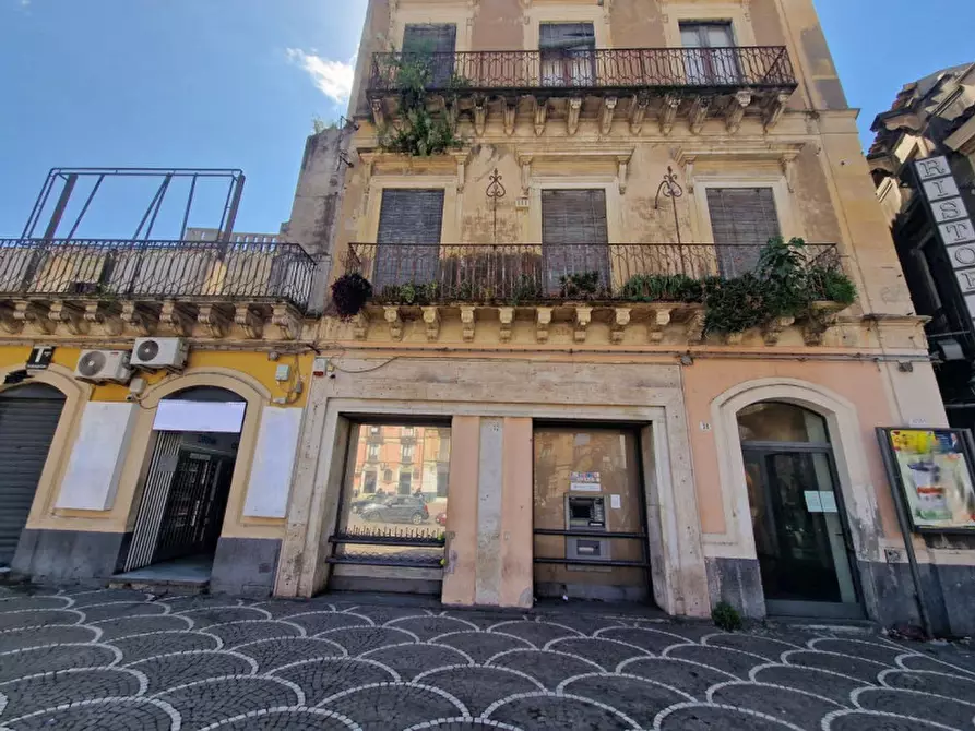 Immagine 1 di Negozio in vendita  in Piazza Indipendenza, 28, 95047 Paternò CT, Italia a Paterno'