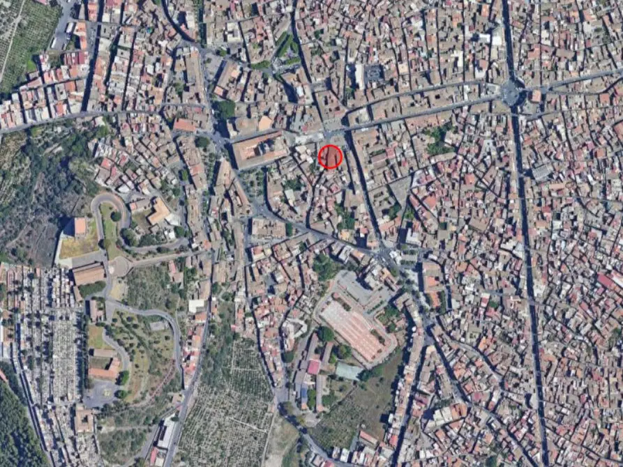 Immagine 20 di Negozio in vendita  in Piazza Indipendenza, 28, 95047 Paternò CT, Italia a Paterno'