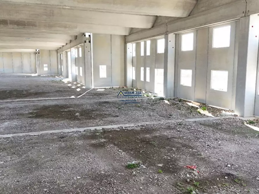 Immagine 2 di Capannone industriale in vendita  in Telese Terme a Telese Terme