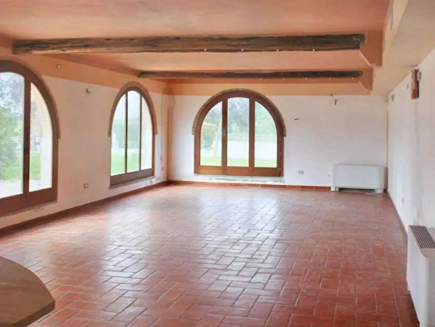 Immagine 1 di Attività commerciale in vendita  in Via di Casalpino - Loc. Cafaggio, N. 11 a Campiglia Marittima