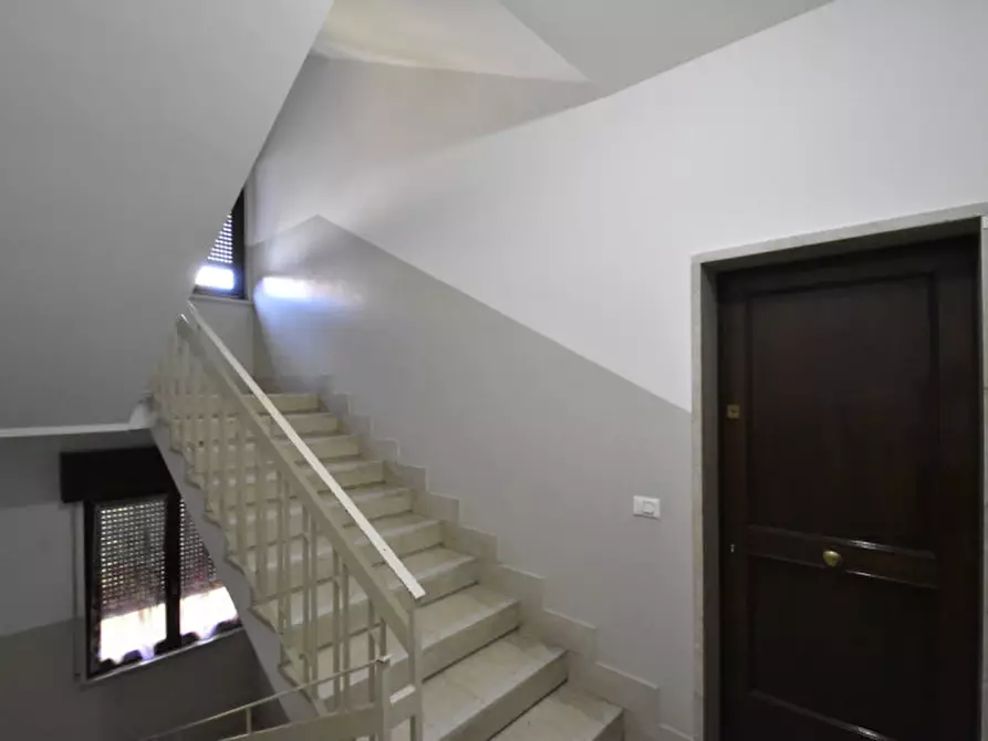 Immagine 7 di Appartamento in vendita  in via crocifissa di rosa 21 a Bussolengo