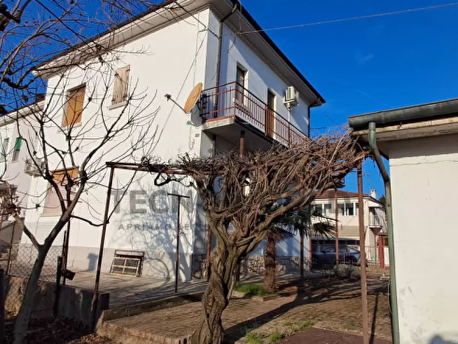 Immagine 21 di Villetta a schiera in vendita  in via monte grappa 24 a Malo