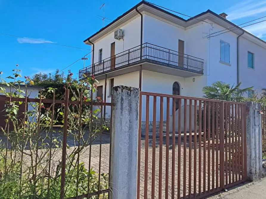 Immagine 28 di Villetta a schiera in vendita  in via monte grappa 24 a Malo