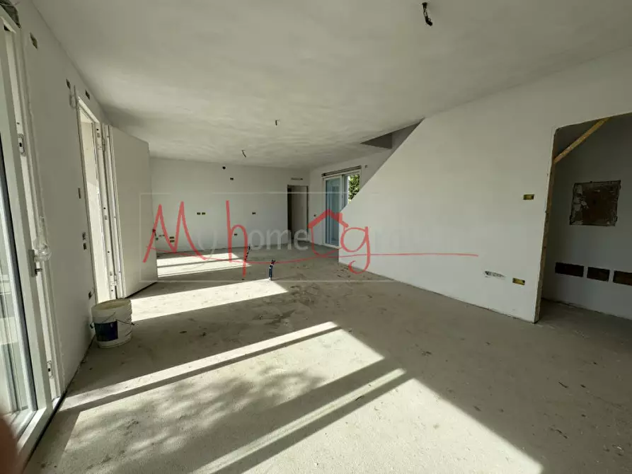 Immagine 3 di Casa trifamiliare in vendita  in Via Chioggia a Padova