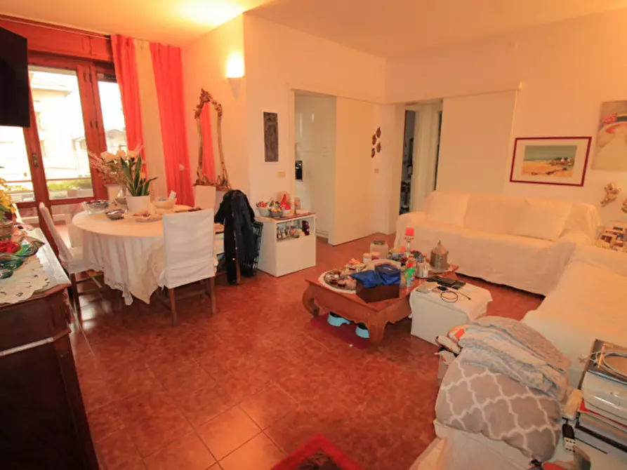 Immagine 3 di Appartamento in vendita  in via Carlo Piscacane a Sorbolo Mezzani