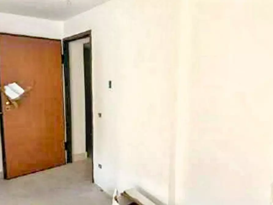 Immagine 6 di Cantina in vendita  in Via Don Luigi Sturzo, 90044 Carini PA, Italia a Carini