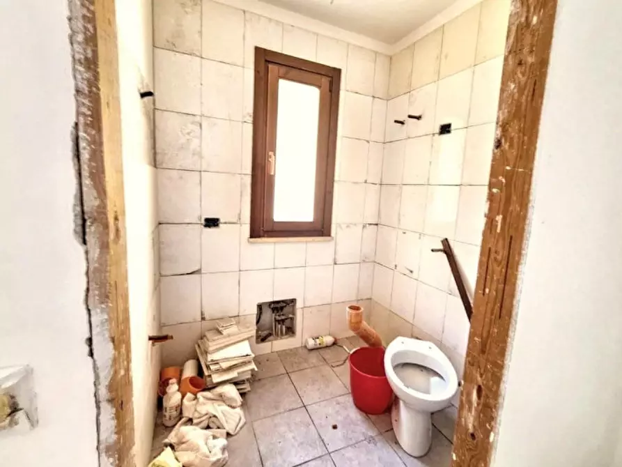 Immagine 7 di Cantina in vendita  in Via Don Luigi Sturzo, 90044 Carini PA, Italia a Carini