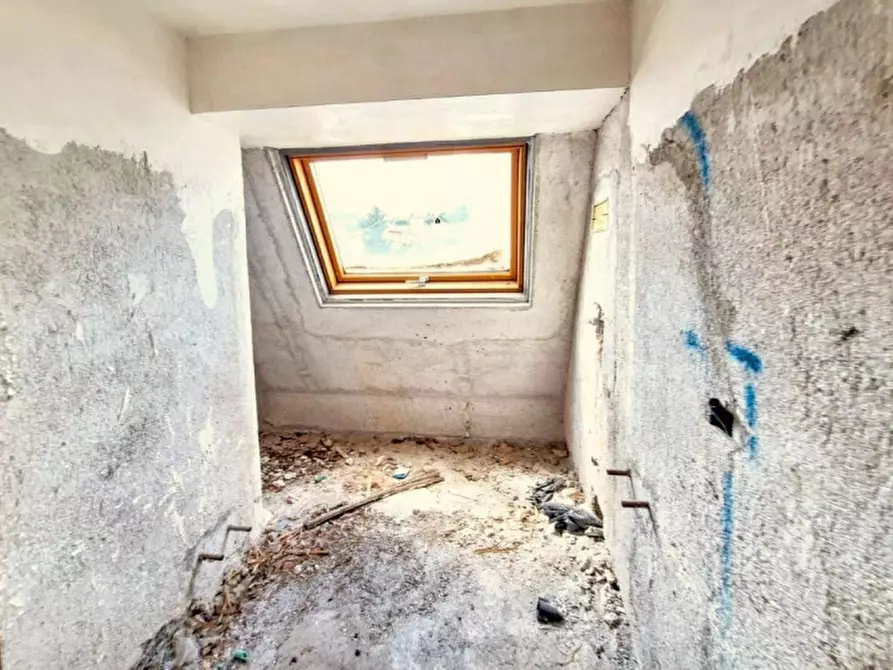 Immagine 6 di Cantina in vendita  in Via Don Luigi Sturzo, 90044 Carini PA, Italia a Carini