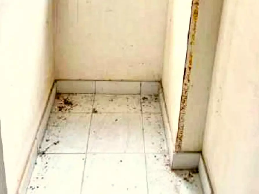 Immagine 5 di Cantina in vendita  in Via Don Luigi Sturzo, 90044 Carini PA, Italia a Carini