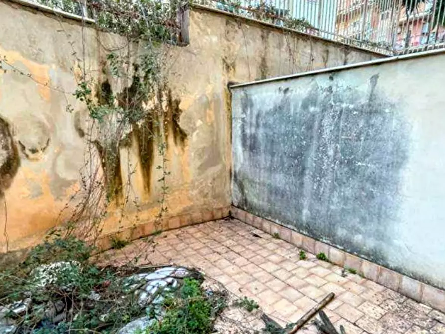 Immagine 5 di Cantina in vendita  in Via Don Luigi Sturzo, 90044 Carini PA, Italia a Carini