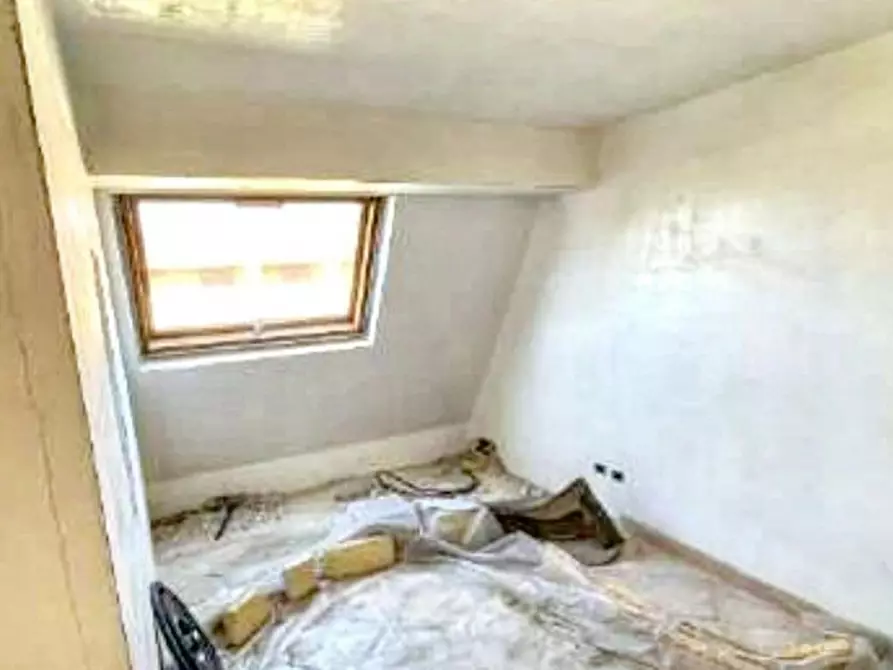 Immagine 7 di Cantina in vendita  in Via Don Luigi Sturzo, 90044 Carini PA, Italia a Carini