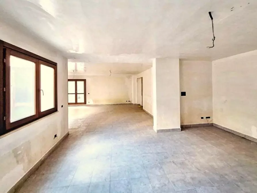 Immagine 4 di Cantina in vendita  in Via Don Luigi Sturzo, 90044 Carini PA, Italia a Carini