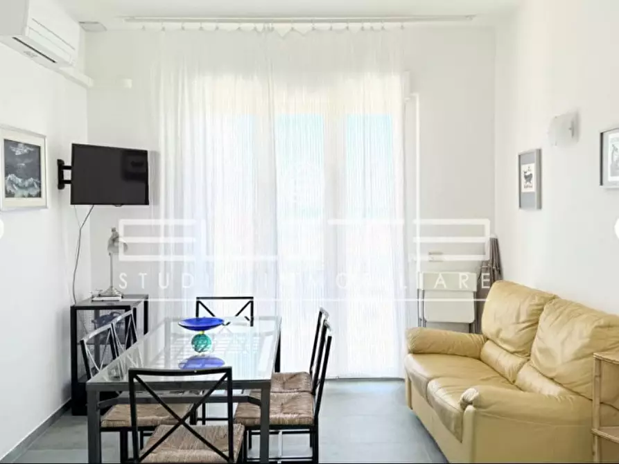 Immagine 10 di Villa in affitto  a Numana