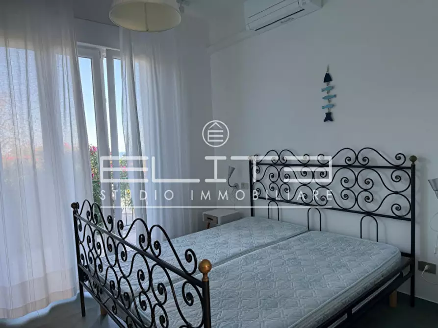 Immagine 13 di Villa in affitto  a Numana