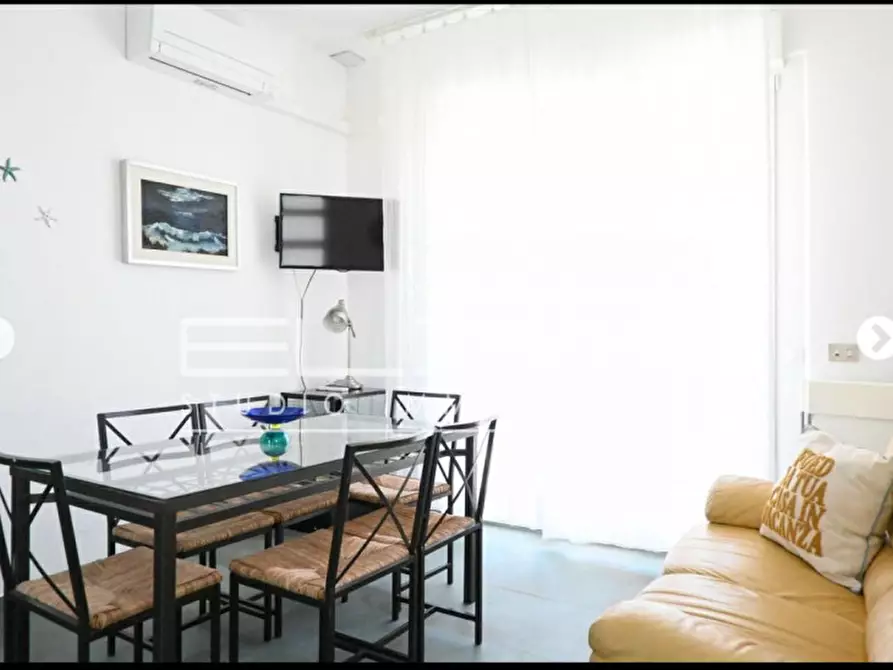 Immagine 23 di Villa in affitto  a Numana