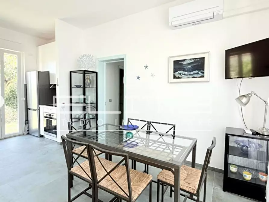 Immagine 28 di Villa in affitto  a Numana