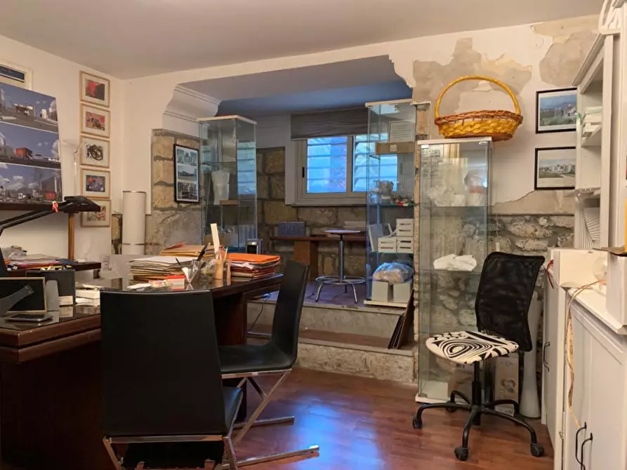 Immagine 20 di Ufficio in vendita  in Viale Regina Margherita 9 a Palermo