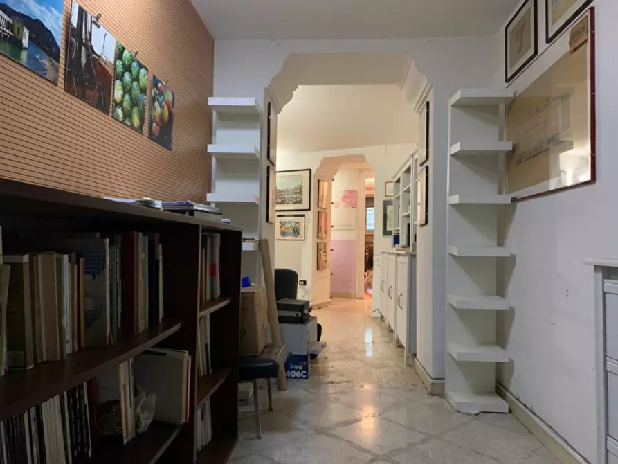 Immagine 28 di Ufficio in vendita  in Viale Regina Margherita 9 a Palermo