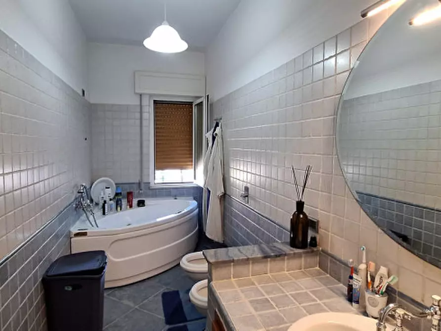 Immagine 8 di Appartamento in vendita  in Vicolo Parrini 10 a Palermo