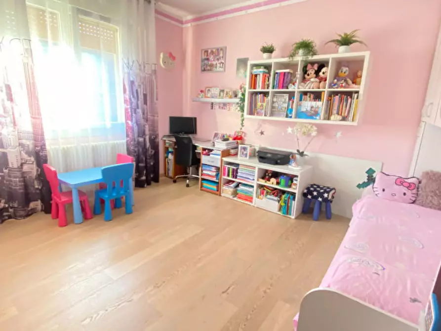 Immagine 9 di Appartamento in vendita  in via friuli a Venezia