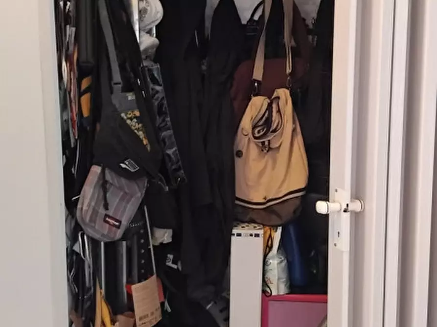 Immagine 13 di Appartamento in vendita  in via friuli a Venezia